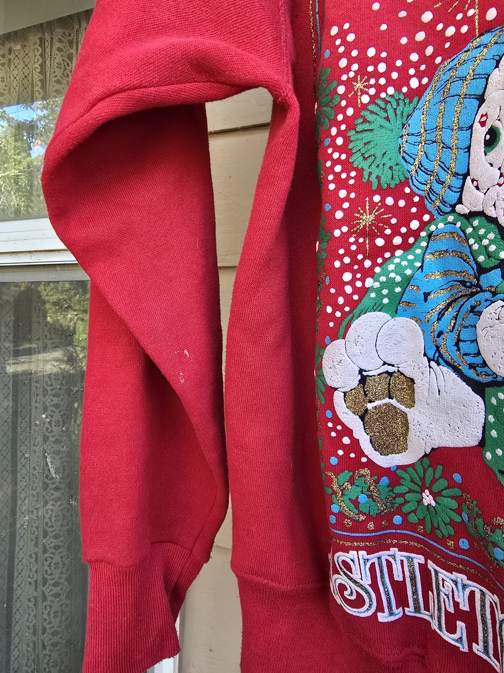 Vintage Women’s Red Crewneck Holiday Graphic "Mistletoe Maniac" Sweater - Small - Picture 2 of 7